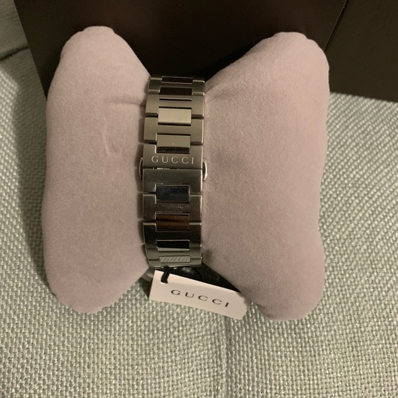 TRADE - Picture 4 of 8